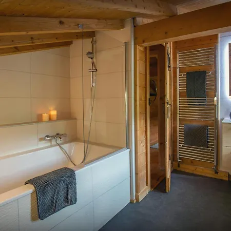 Morclan - Ovo Network Hotel