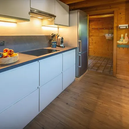 Morclan - Ovo Network Hotel